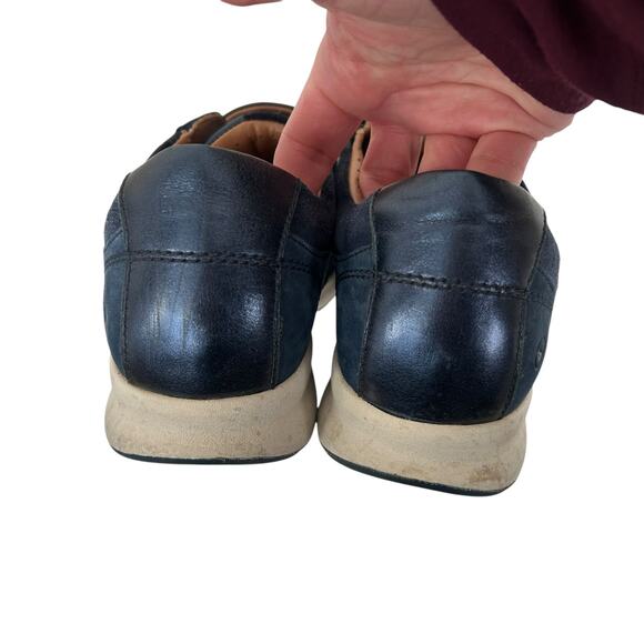 Clarks Unstructured Navy Blue Leather Un Adorn Lo Sneakers Sz 8 - Picture 5 of 6